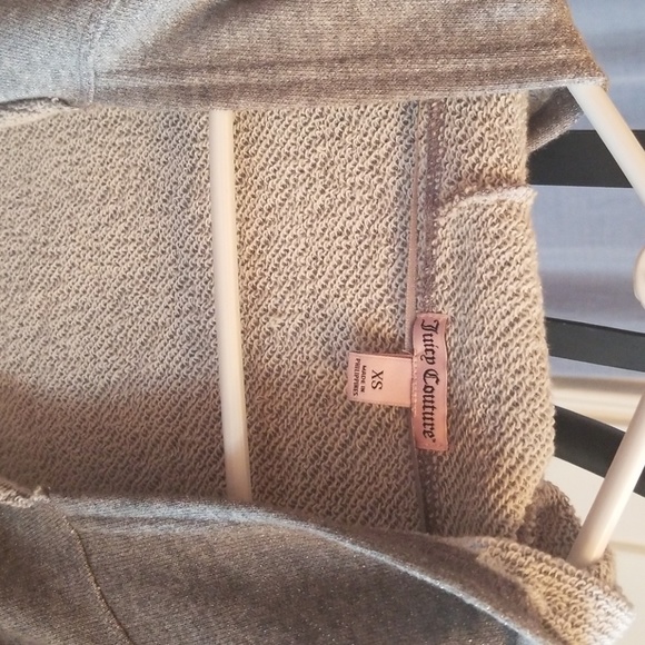 SALE!🇺🇸❤Juicy Couture❤hooded Sweatshirt - Picture 2 of 7